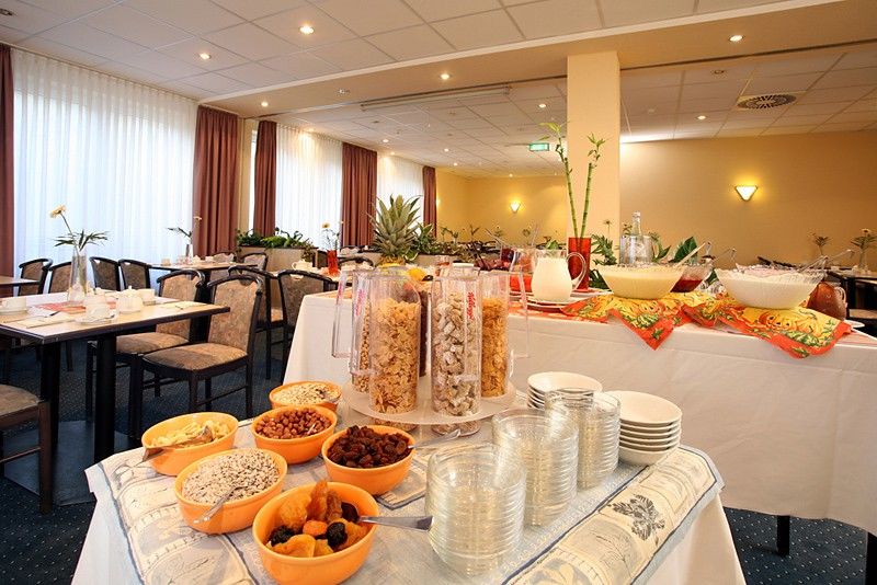 ACHAT Hotel Leipzig Messe Restaurant foto
